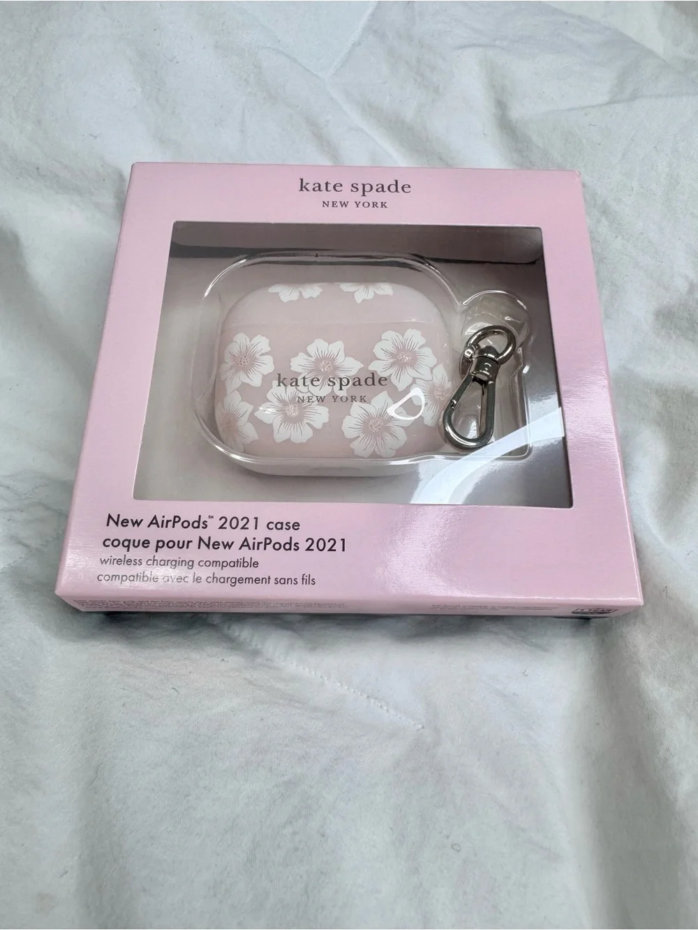Kate Spade Air Pods Case Brand new in Box!